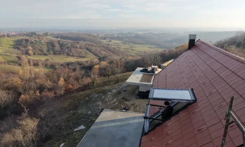 resizeddji_fly_20251208_143942_0443_1765204857551_photo